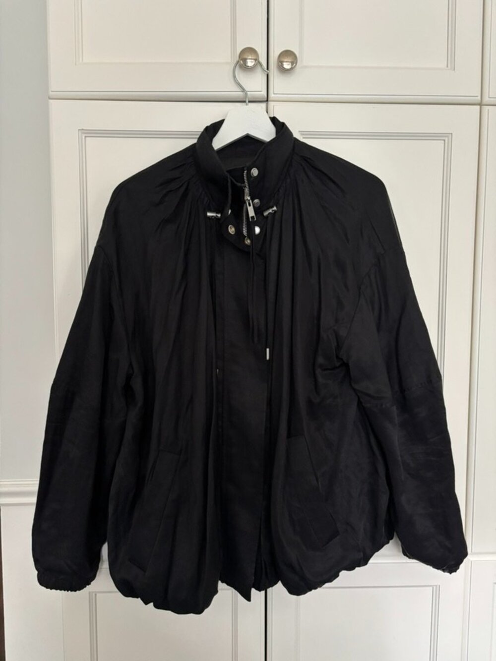 ZARA - Lightweight black zip up bomber